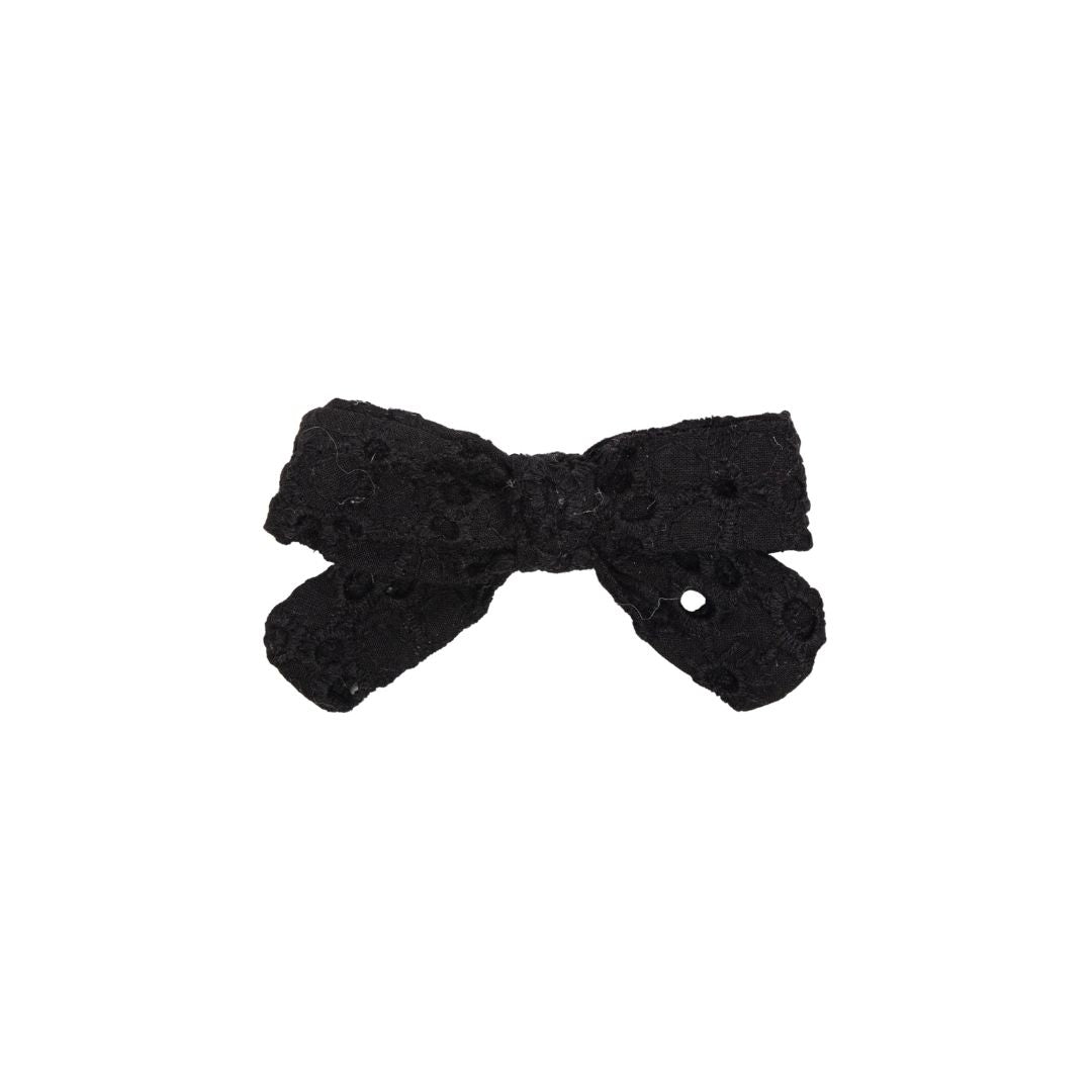 clip heavy eyelet bow