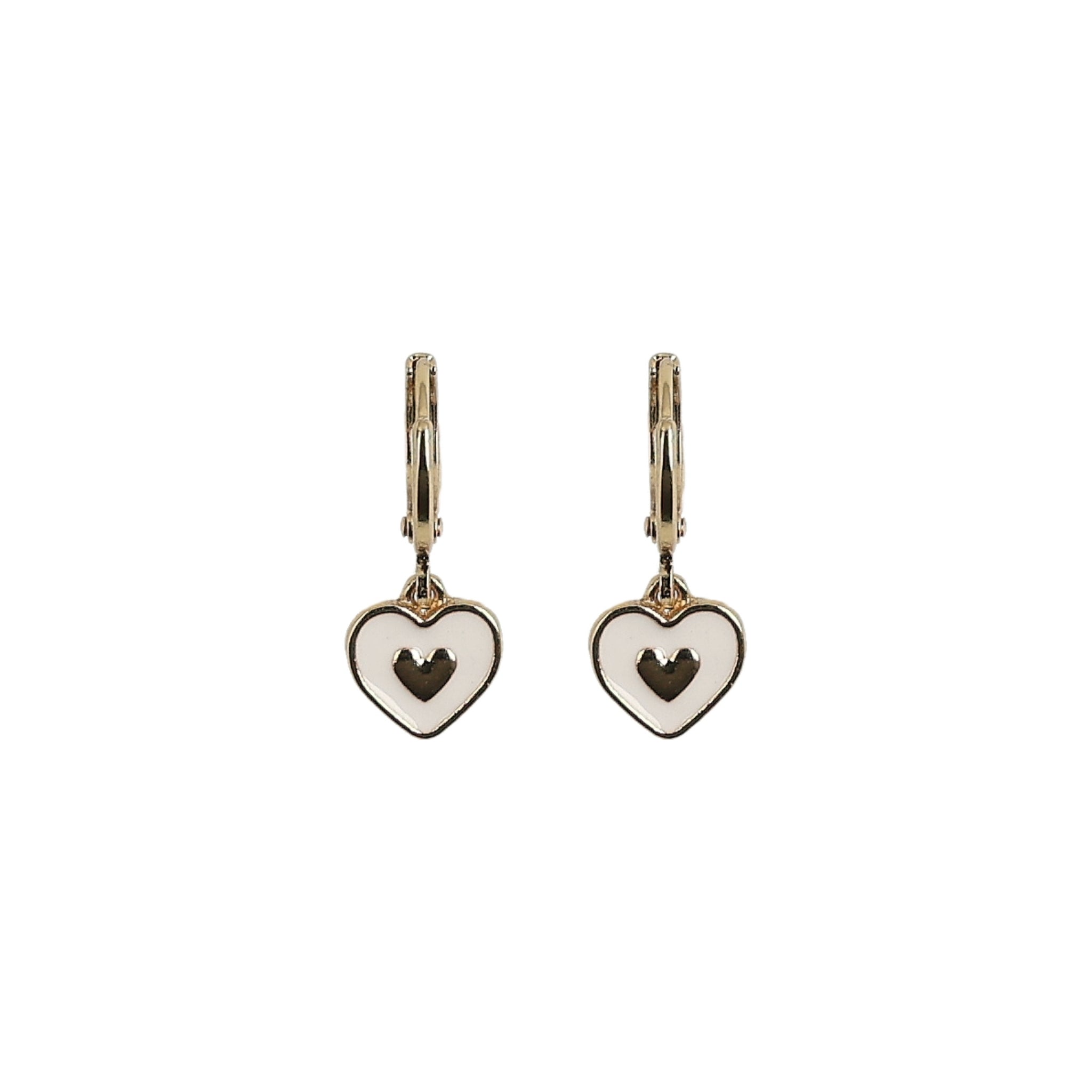 earring gold on enamel heart