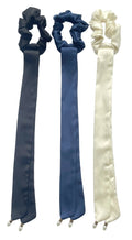 pony scrunchie velvet pearls bow