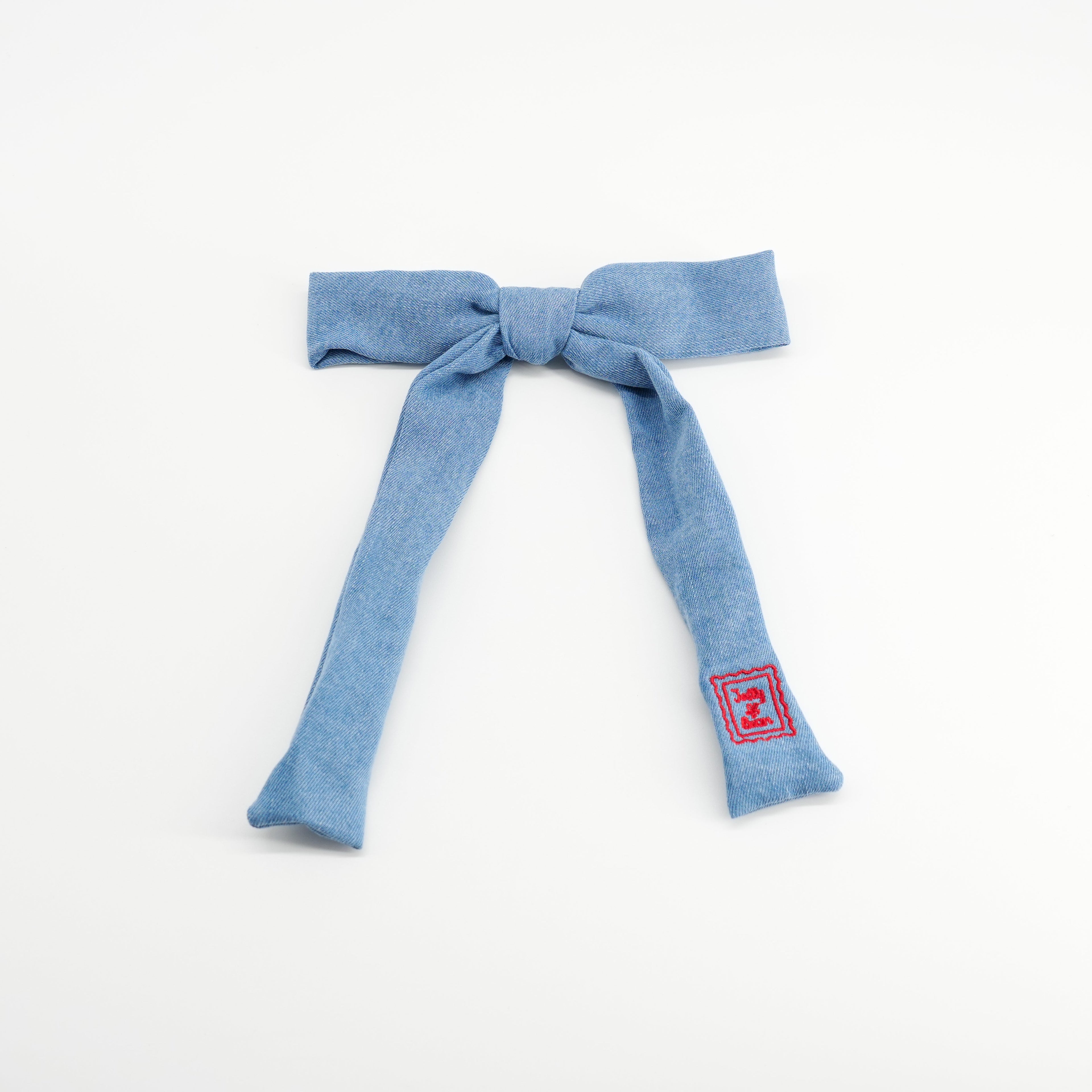 clip denim stamp bow