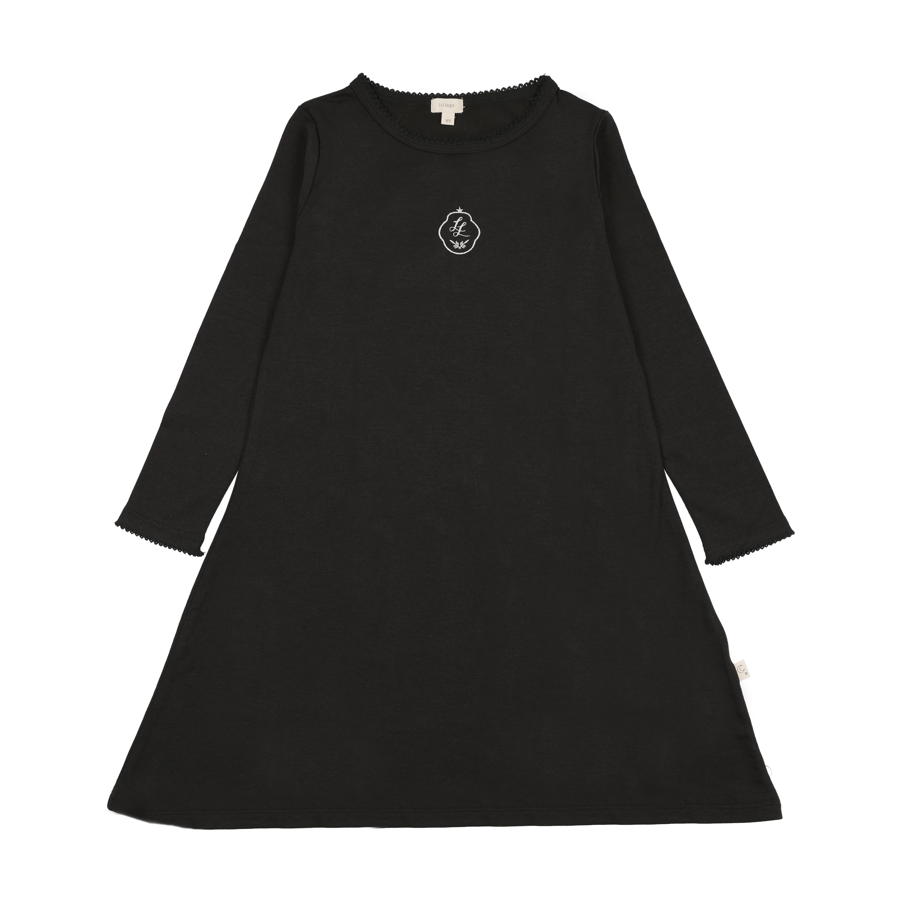 nightgown crest